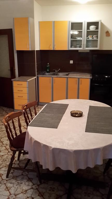 Antonija Apartments With Pool Biograd Na Moru Quarto foto