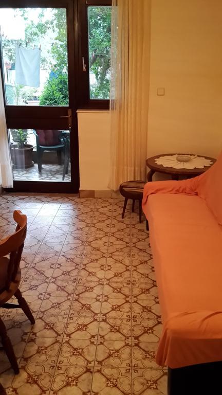 Antonija Apartments With Pool Biograd Na Moru Quarto foto